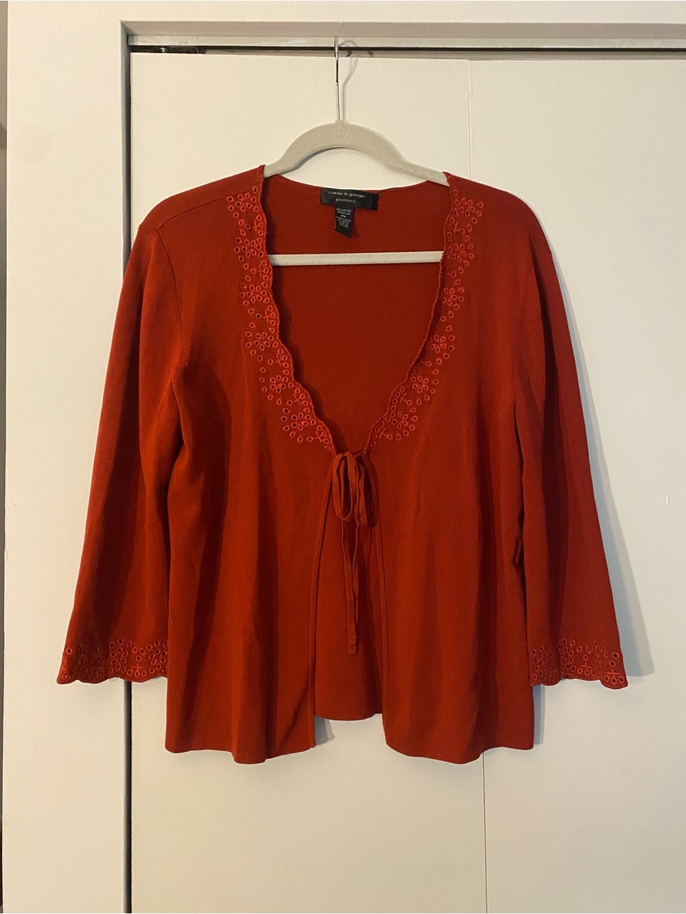 Cable & Gauge rust red tie-front cardigan, women’s size petite medium